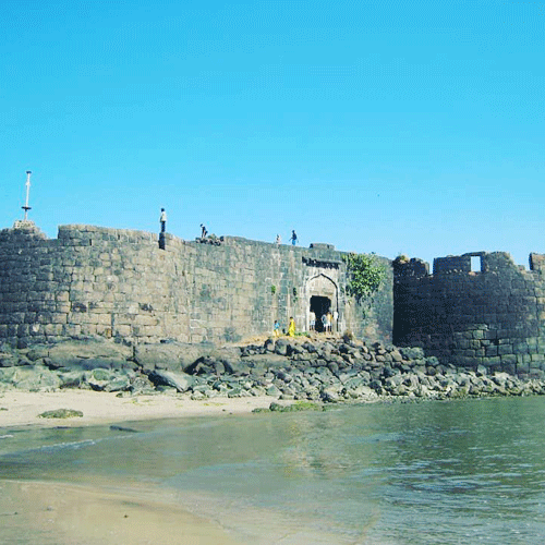 kolaba-fort